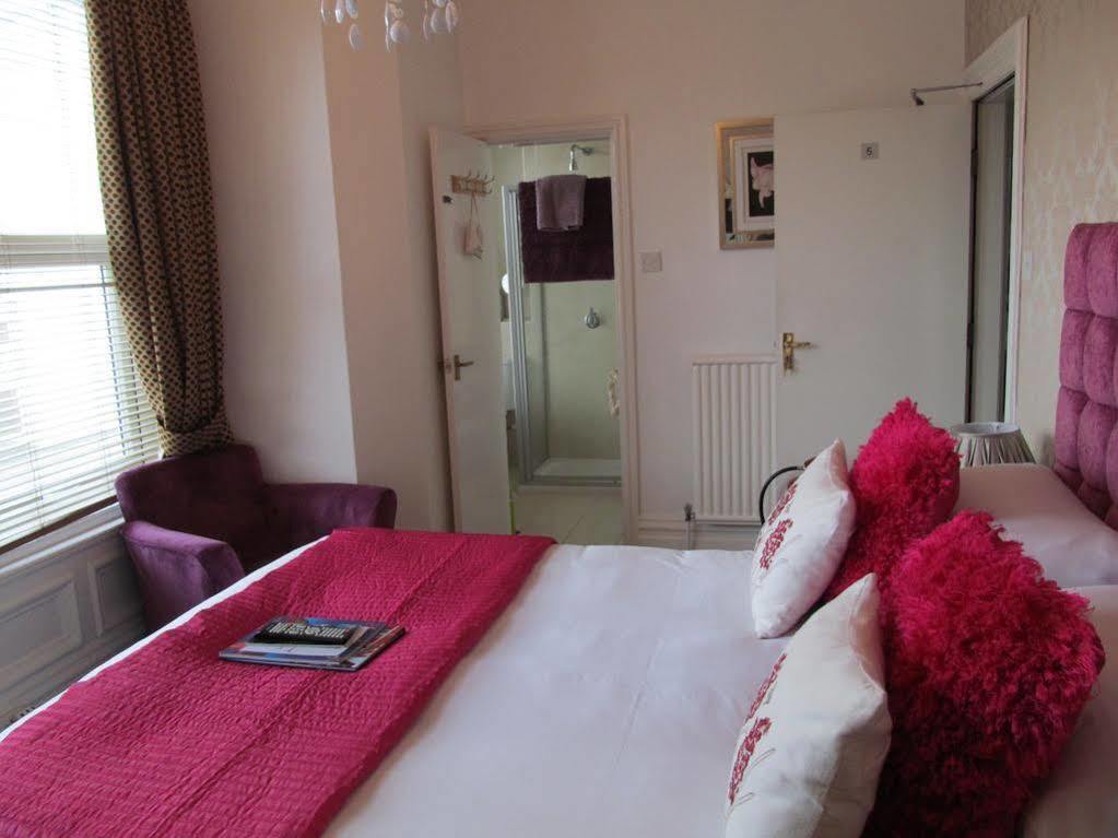 The Fylde 4*